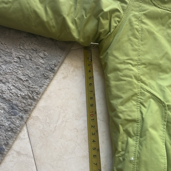 Columbia Lime and White Jacket with Charcoal Pullover - Picture 3 of 9